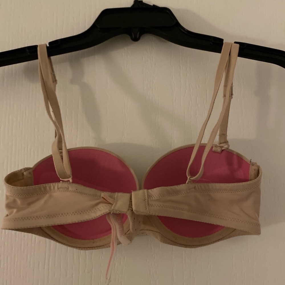 Nude bra - Picture 2 of 2